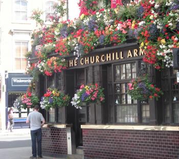 Explore  - Churchill Pub 3